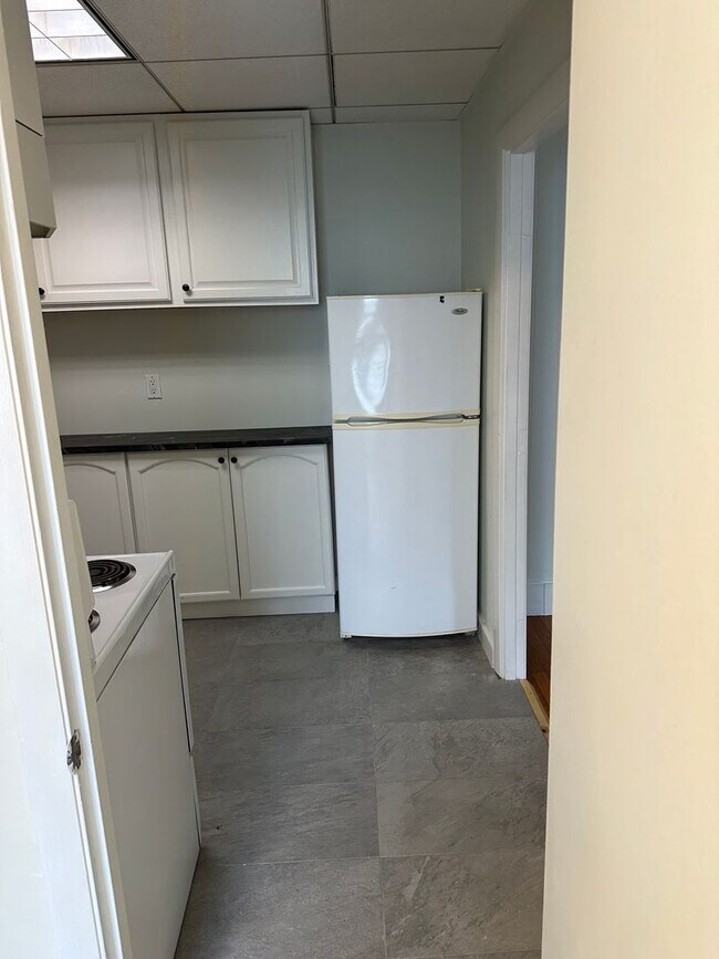 Photo - Nicely updated, pet friendly 1 bed near Porter Square in Cambridge!