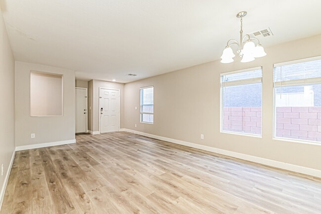 Photo - 217 Bella Matese Ave