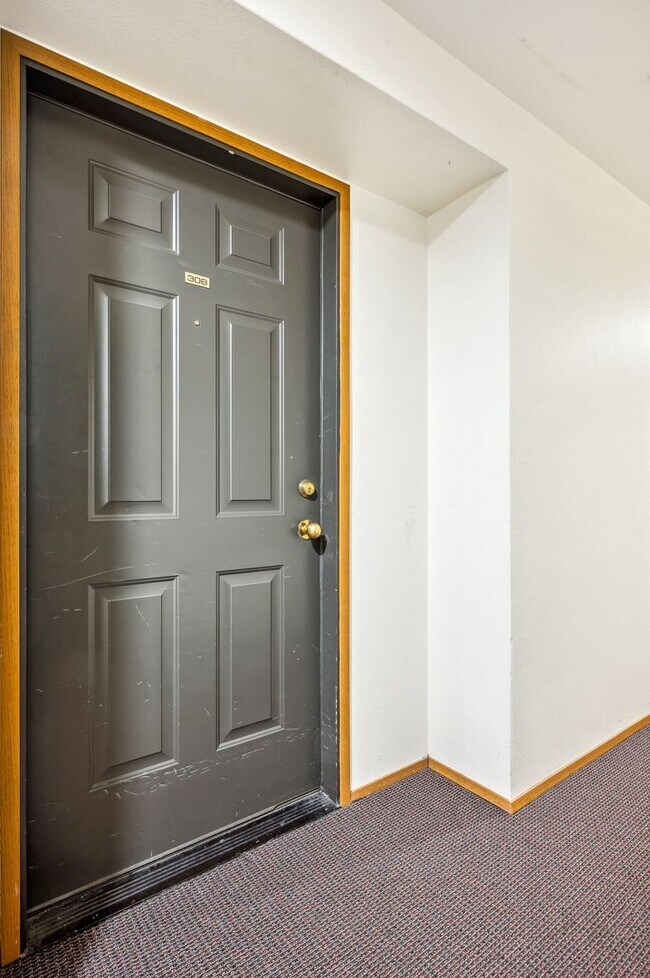 Photo - Daniels Apartments