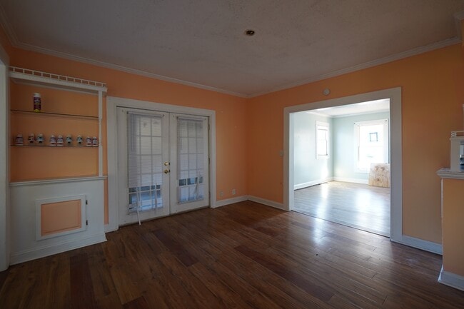 Photo - 606 W Tunstall St