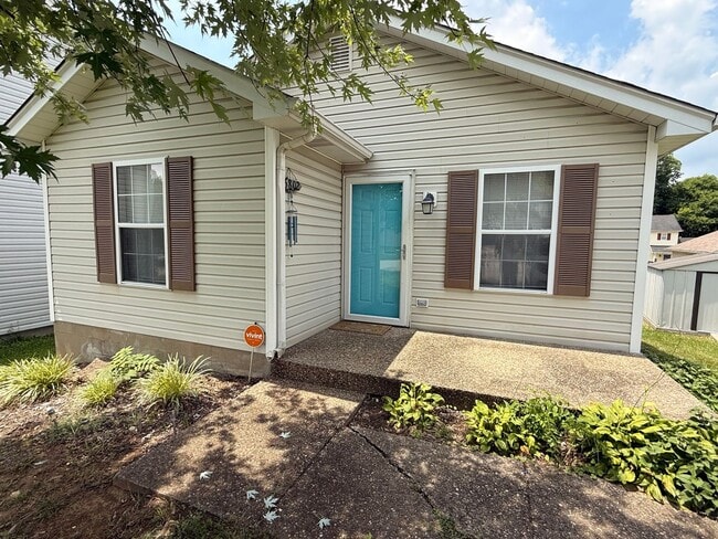 Building Photo - Fern Creek Home