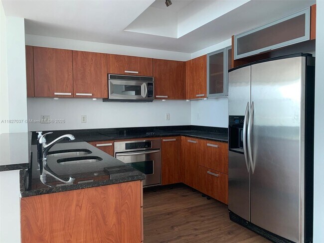 Photo - 3131 NE 188th St Unidad 2-909