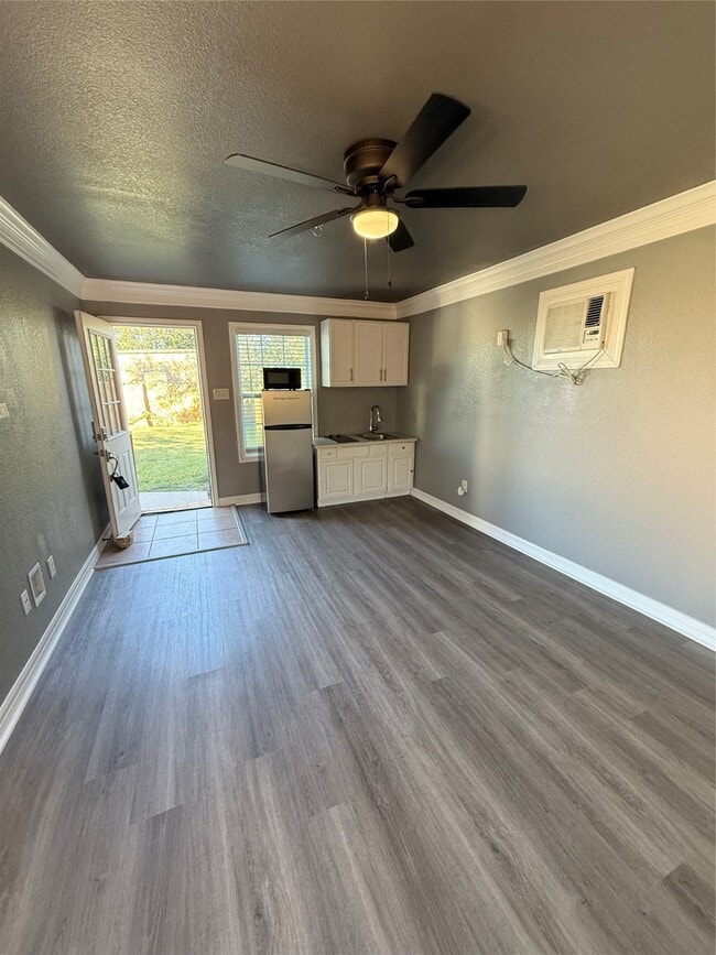 Photo - 5519 Rio Sabinas St