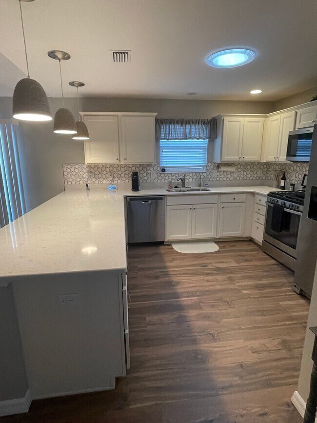 Photo - M5828 Tupelo Ter (VO/M15) Unit -