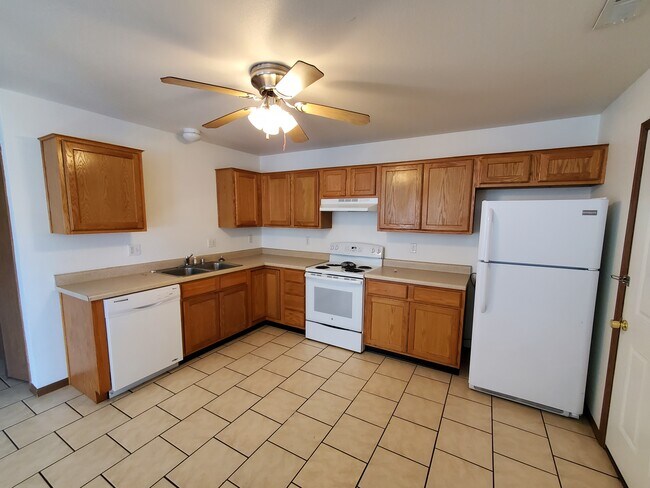 Photo - 1022 Augusta Ln