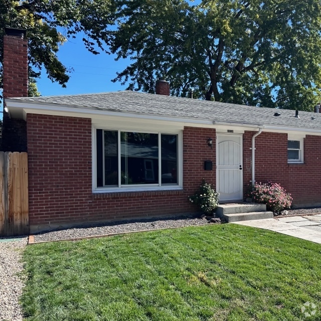 Building Photo - 2010 S Denver Ave Rental