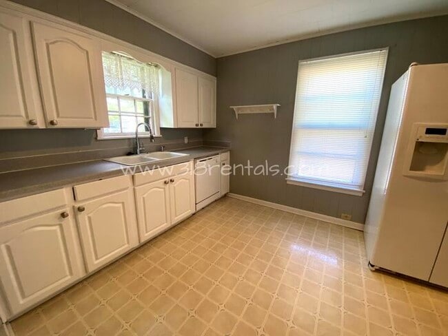 Photo - 357 Fontaine St