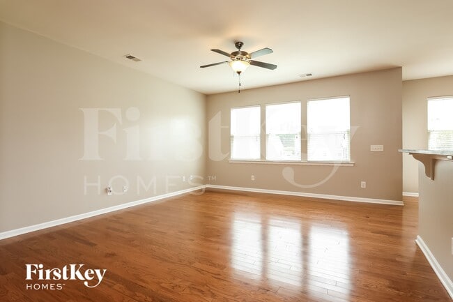 Photo - 329 Bracken Fern Rd