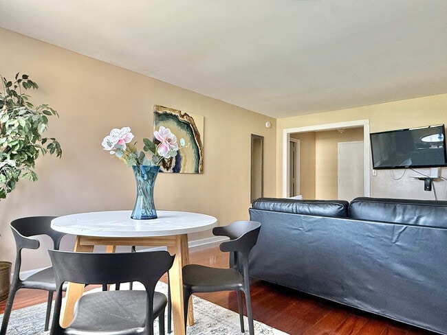 Photo - 215 Piedmont Ave NE Unit ID1299373P