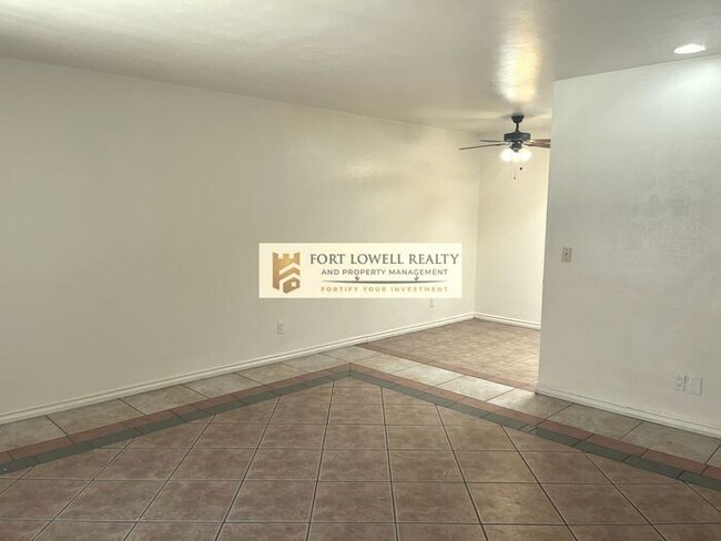Photo - 1932 S Montezuma Ave