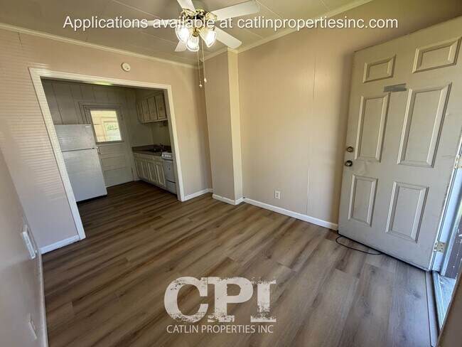 806 1/2 Ayers Duplex - Multi - Family