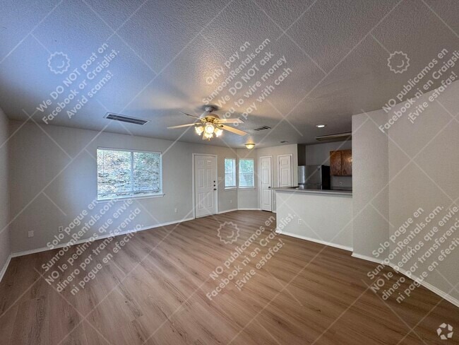 Building Photo - 867 Sagewood Trail Rental