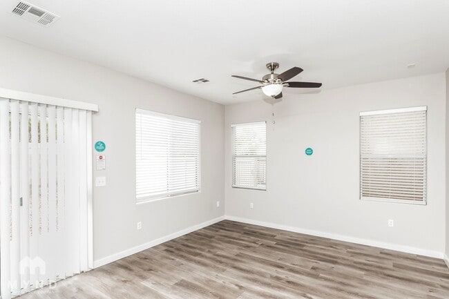 Photo - 2520 Olay St