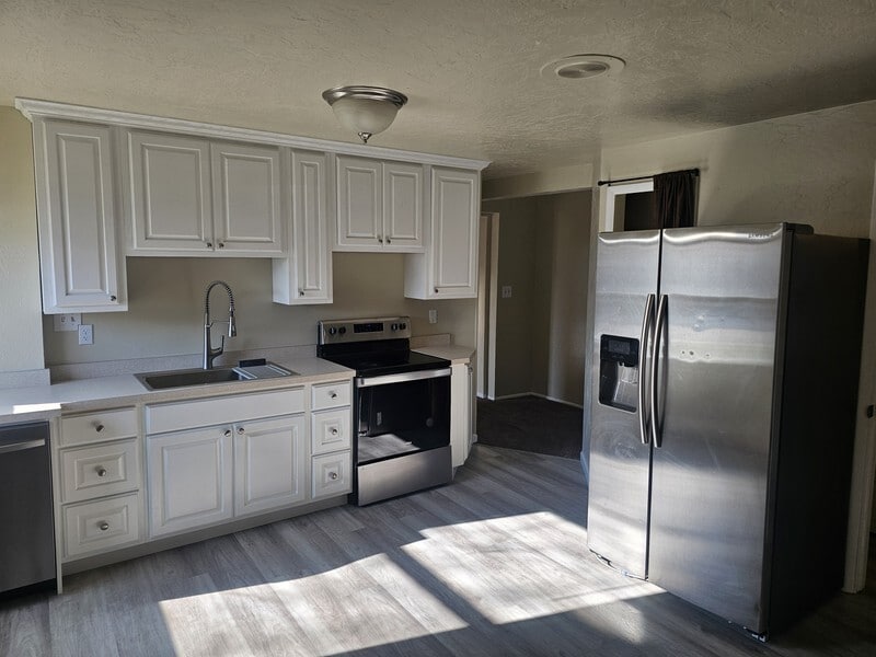 Photo - 1940 S State St Unit Apt 1