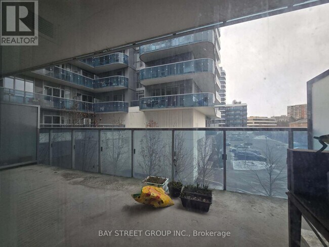 Photo - 9471 Yonge St Unit 241