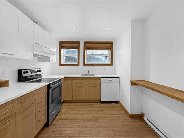 Photo - 3180 St Catherine St E