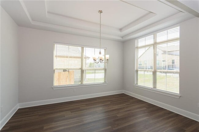 Photo - 3300 Scenic Valley Dr