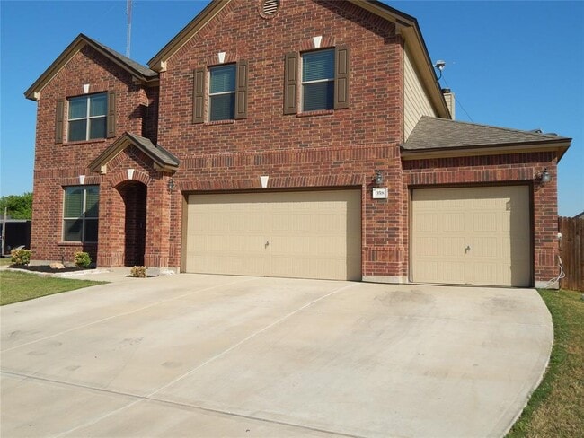 Photo - 358 Alamosa Dr