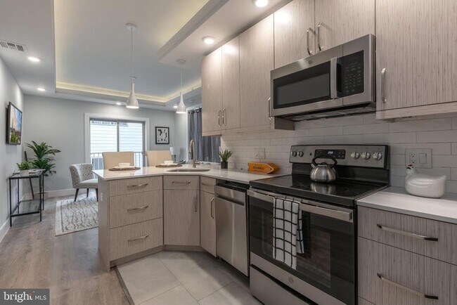 Photo - 1222 N Marshall St