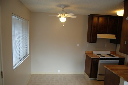 828 W. Sacramento Ave. Apt.# 4 (K)