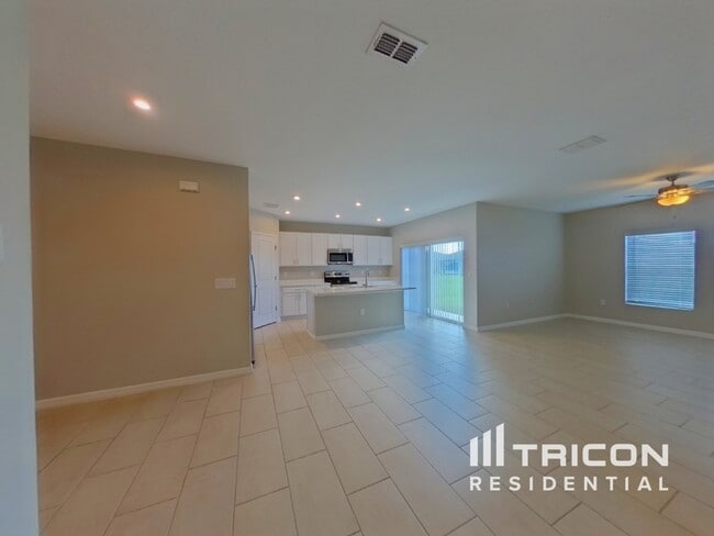 Photo - 232 Garnet Ave