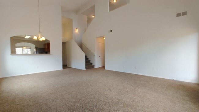 Photo - 2105 Margarita Dr SE