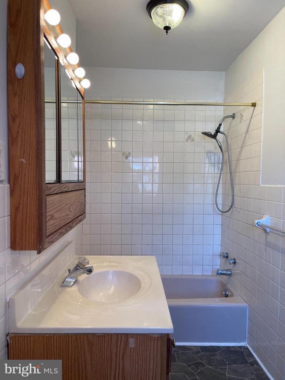 Photo - 1128 N 6th St