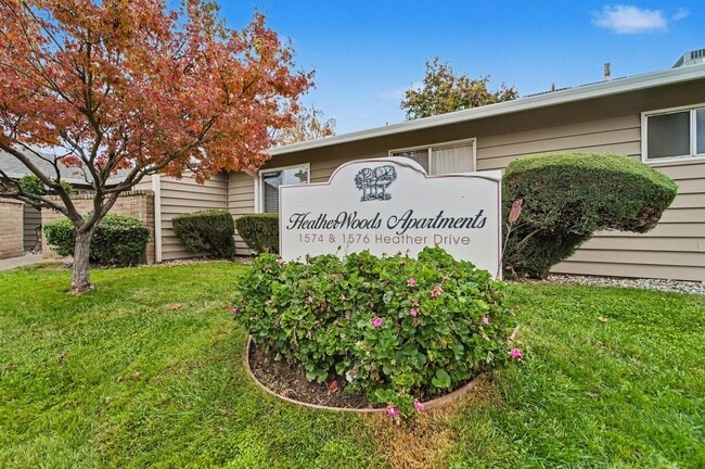 Heatherwoods Apartments