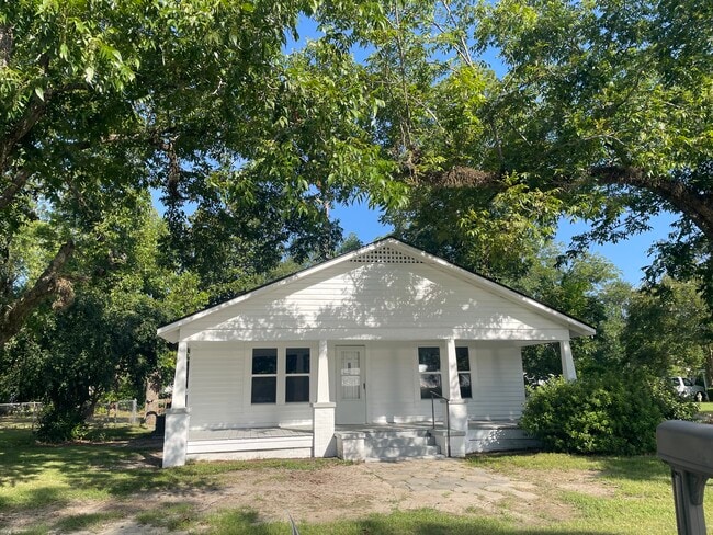 Photo - 602 S Tillman St House