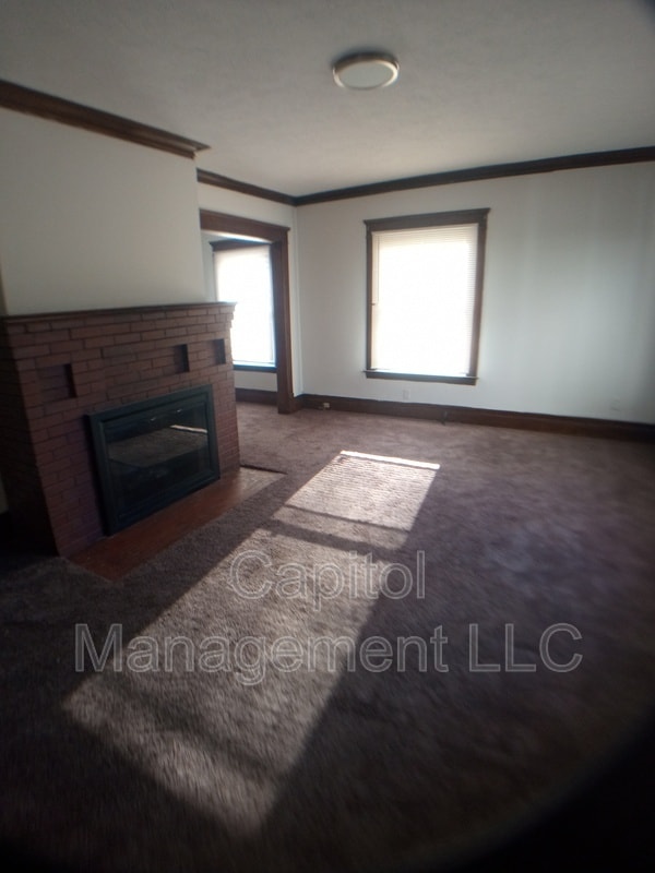 Photo - 220 W Lapeer St Unit 1