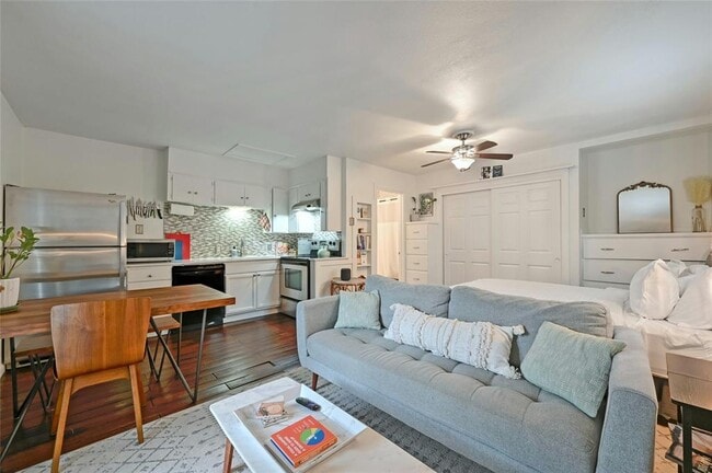 Photo - 1103 Kenwood Ave