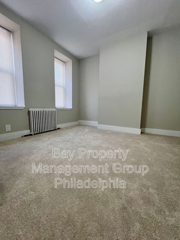 Photo - 613 Walnut St