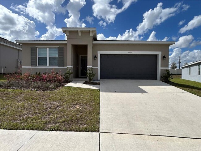 Building Photo - 1092 Patriot Lp