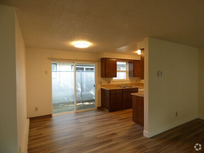 Building Photo - 1160-1180 18th St SE Salem, OR 97302 Unit 1160 Rental