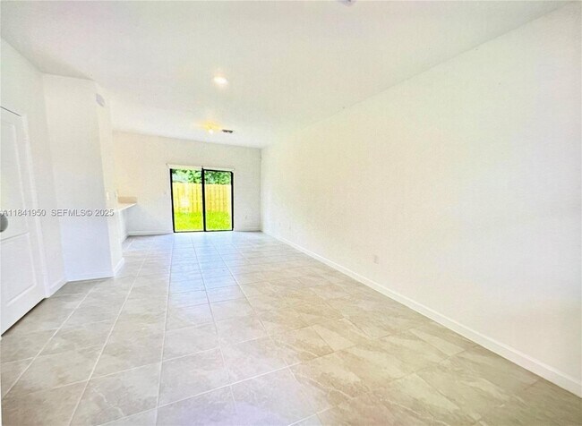 Photo - 24576 SW 119th Pl