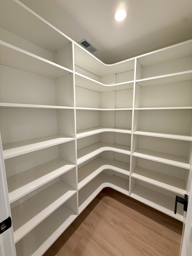 Photo - 1448 Lexington Ave Unit B