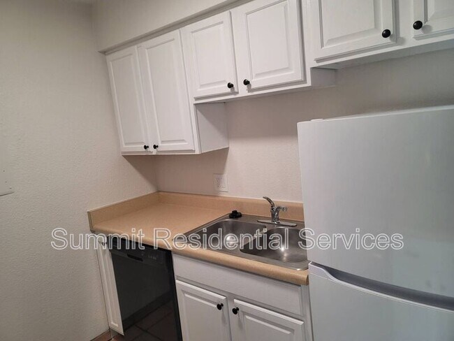 Photo - 926 N Belvedere Ave Unidad 1