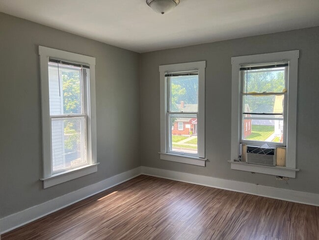 1454 S 7th St Unit B