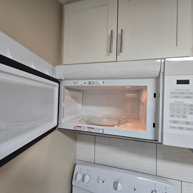 Photo - 5935 S Ashlawn Way Unit 1