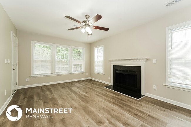 Photo - 6815 Renwick Ct