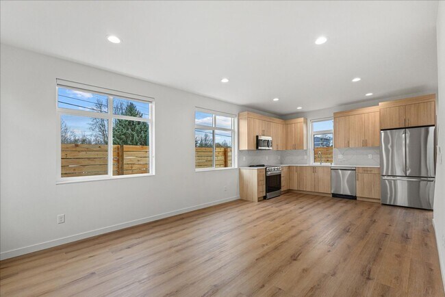 Photo - Newly Built Modern Craftsman in Prime Seattle Location