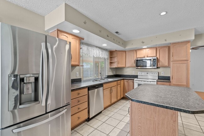 Photo - Charming 3-Bedroom Ranch in Quiet Chesapeake Cul-de-Sac