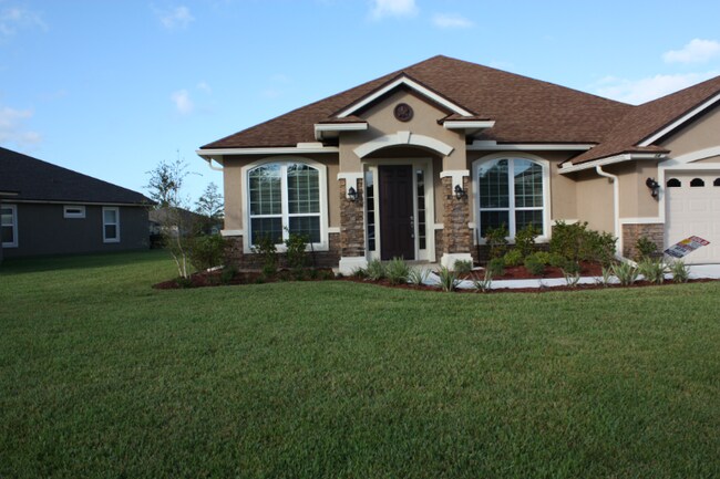 Photo - 214 Flora Lake Cir
