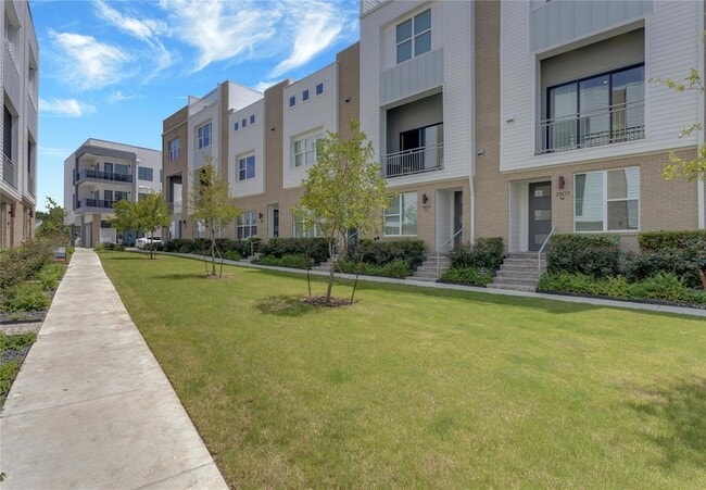 Photo - 2805 McCurdy St