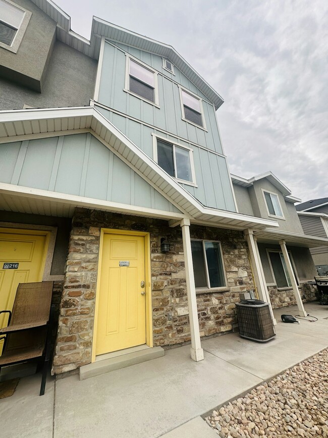 Photo - 212 N 750 E St