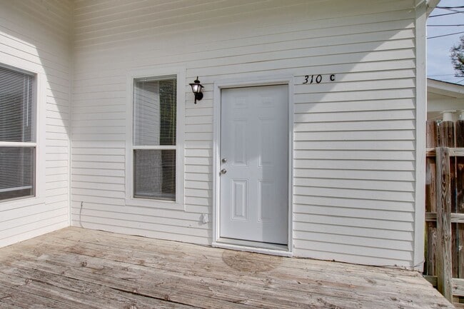 Photo - 310 Rock St SE Unit 310 Rock Street - C