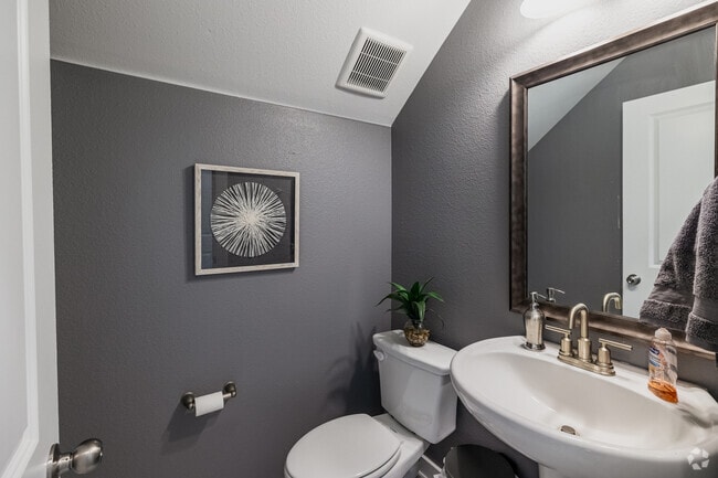 Pinnacle 3BR, 2.5BA - 1,826SF - Half Bathroom
