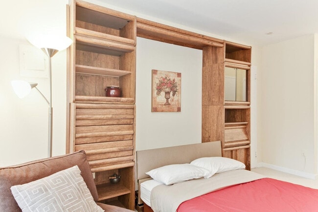 Photo - 1121 Arlington Blvd Unidad SI ID575P