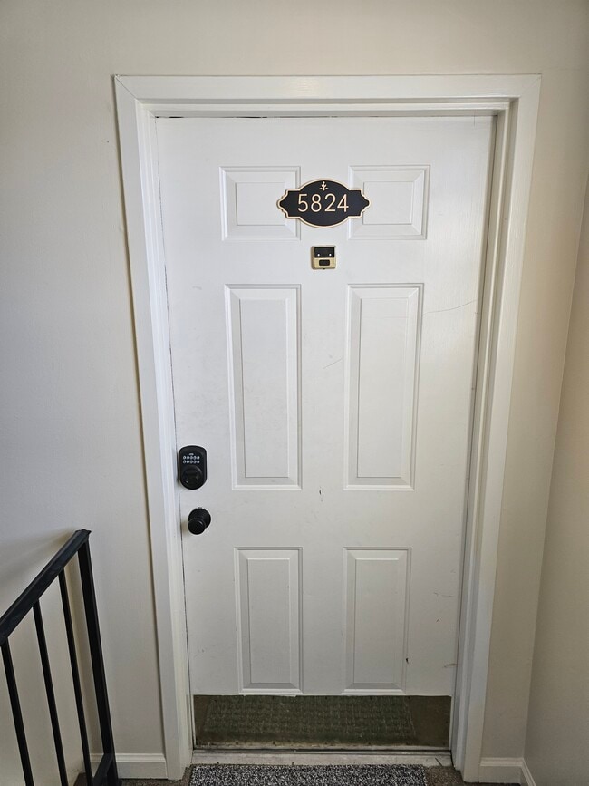 Photo - 5824 Brentwood Trce Unidad 5824