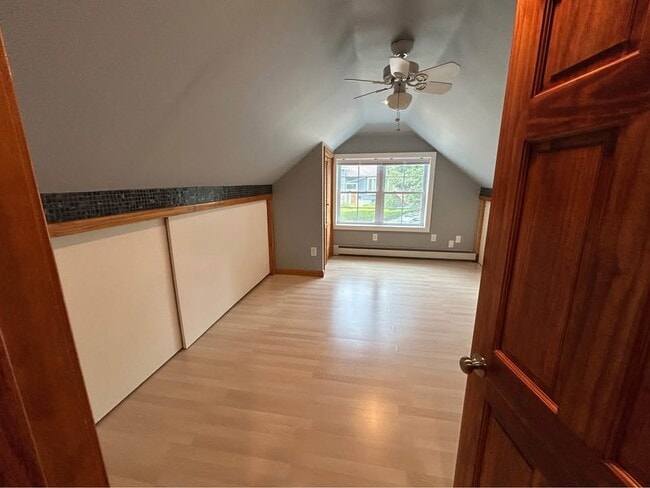 Building Photo - 18 Park Ave